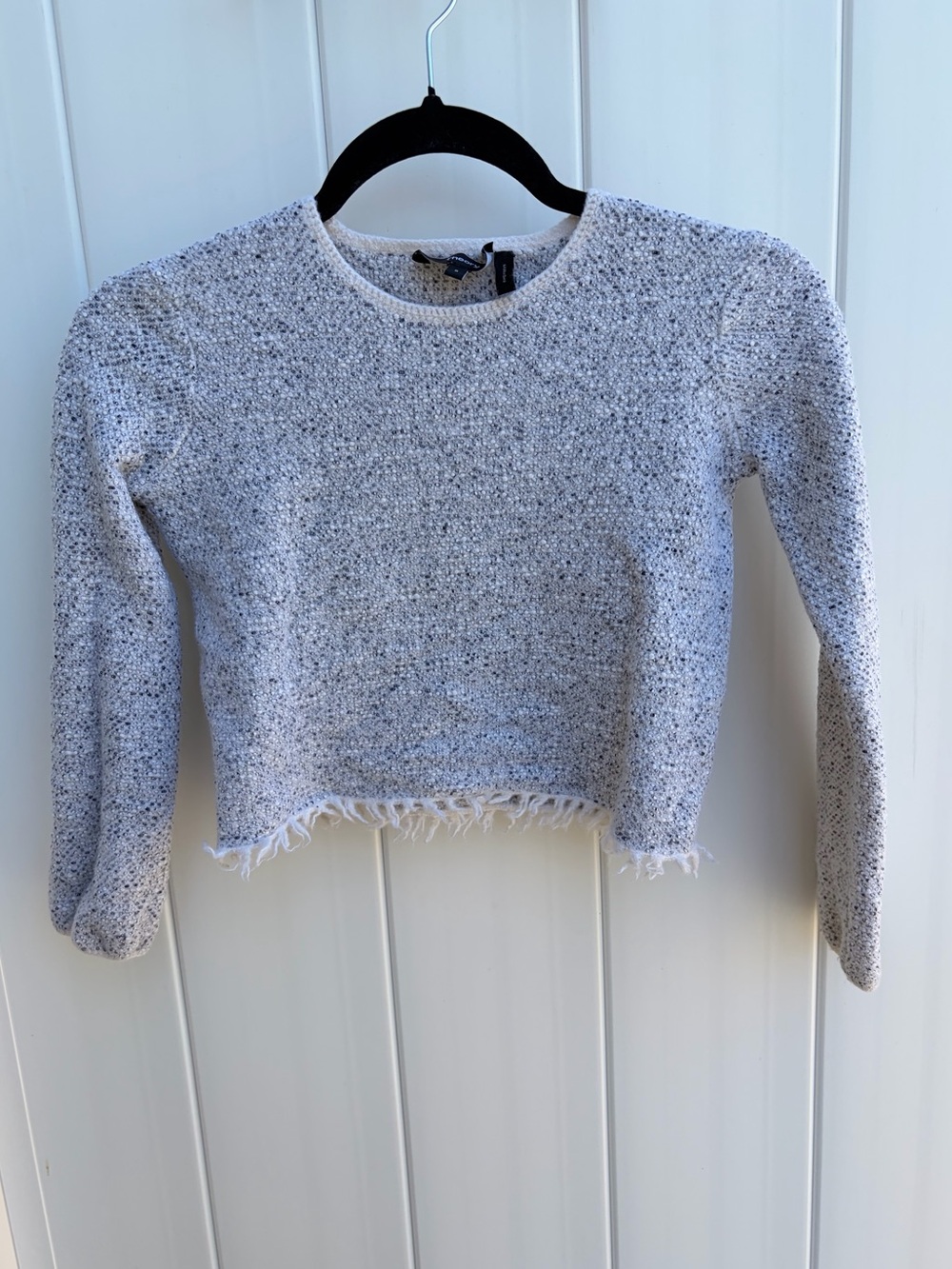 Theory White & Gray Textured Cropped Crewneck Sweater